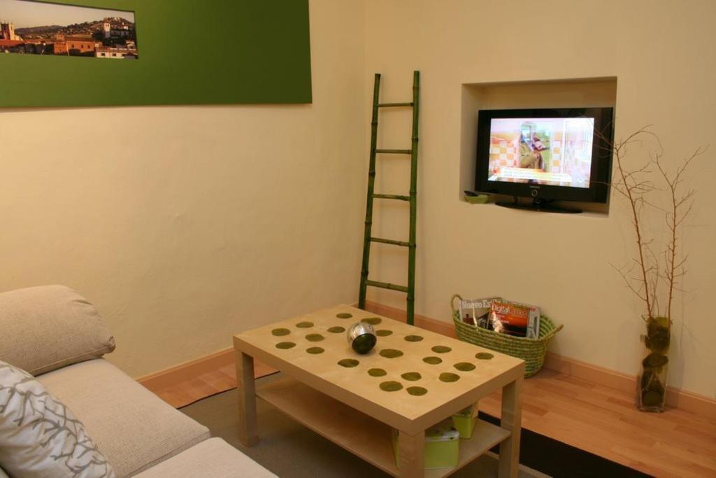 Apartamentos Caces Exterior foto